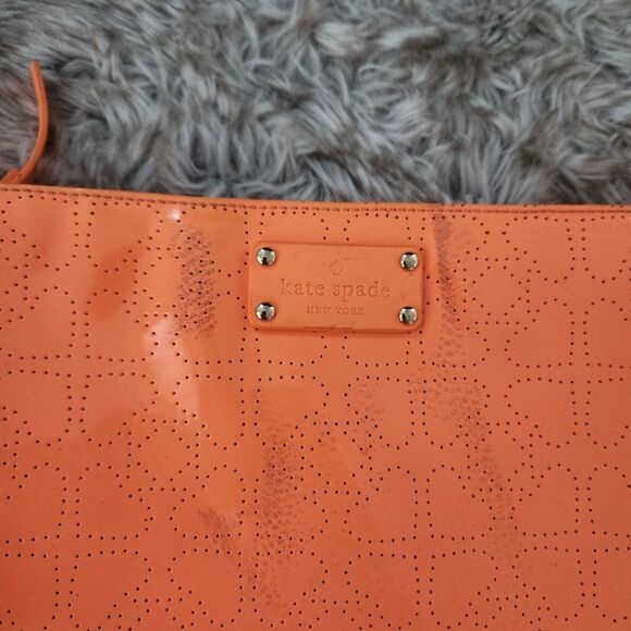 Kate Spade Darby Metro Spade Laser Cut Crossbody Bag Orange - Picture 3 of 14